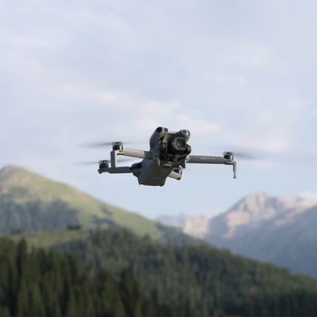  DJI Mini 5 Pro Fly More Combo Plus (DJI RC2)