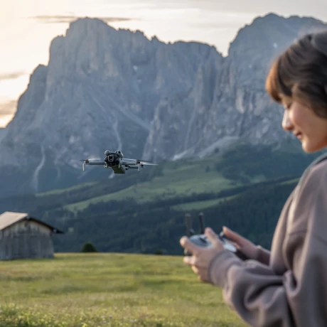  DJI Mini 5 Pro Fly More Combo Plus (DJI RC2)